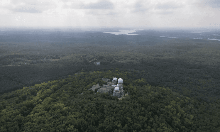 New Christmas market opens on Berlin’s Teufelsberg