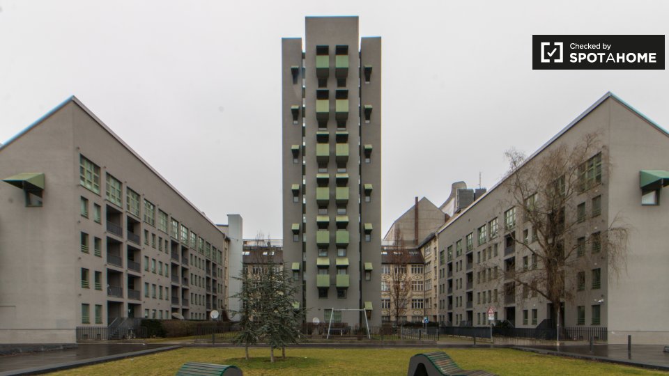 Room, CharlottenstraßeB, Berlin