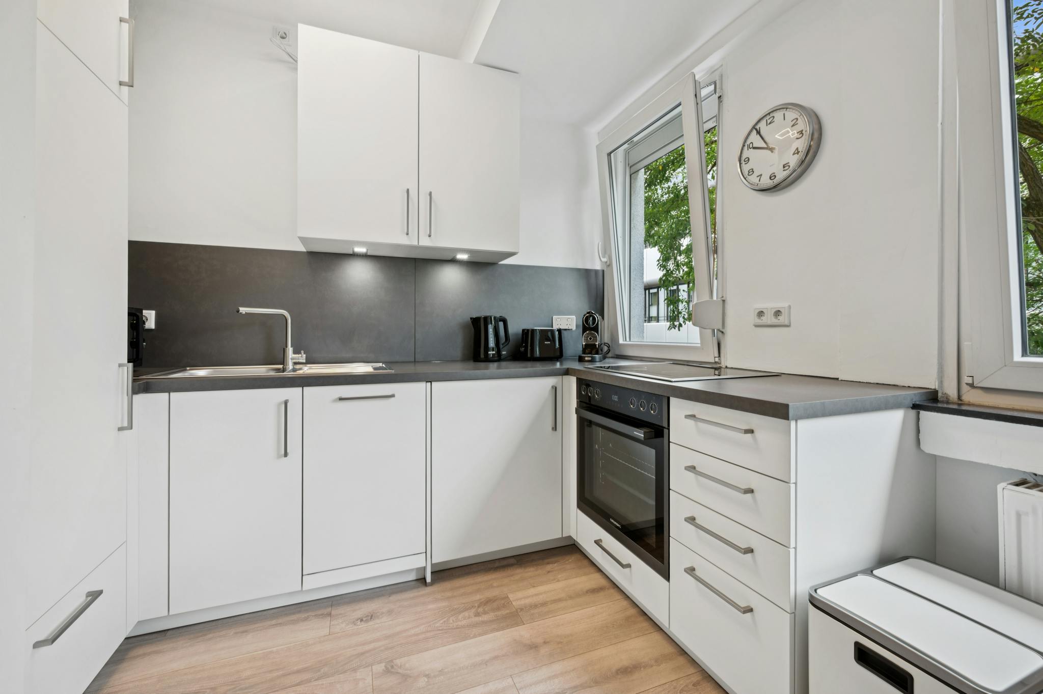 Apartment, Talstraße, Dusseldorf