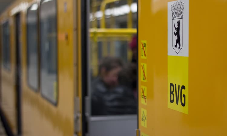 24-hour public transport strike grinds Berlin to a halt