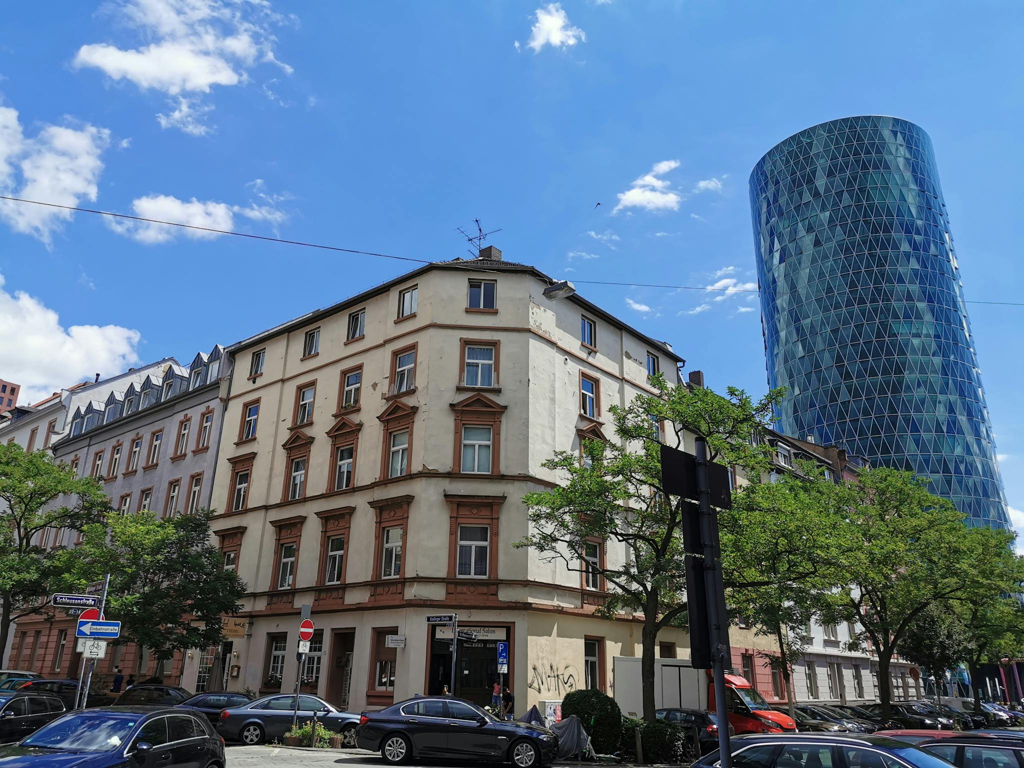House, Esslinger Straße, Frankfurt