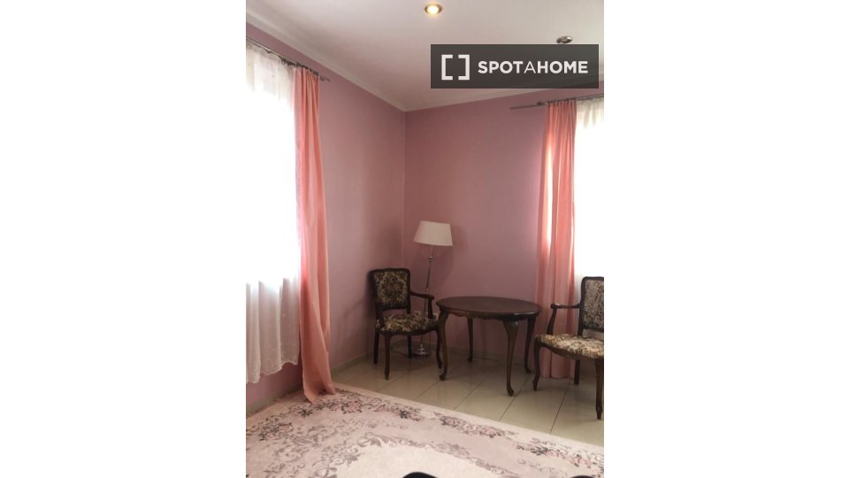 Room, Steinträgerweg, Berlin