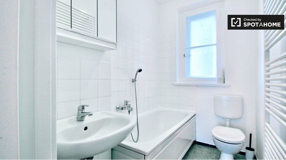 Room, Granitzstraße, Berlin