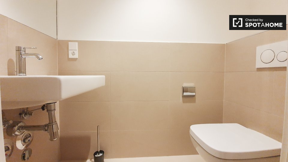 Room, Nazarethkirchstraße, Berlin