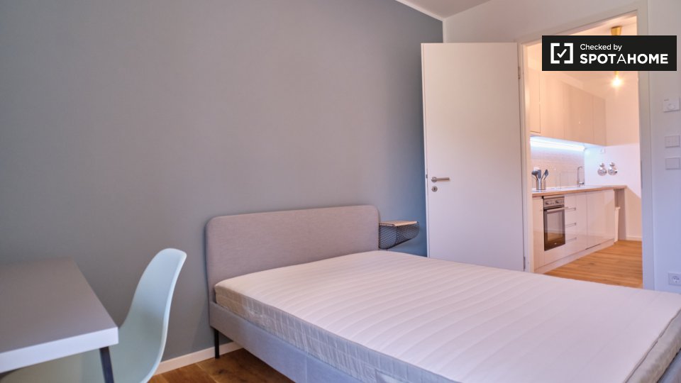 Room, Nazarethkirchstraße, Berlin