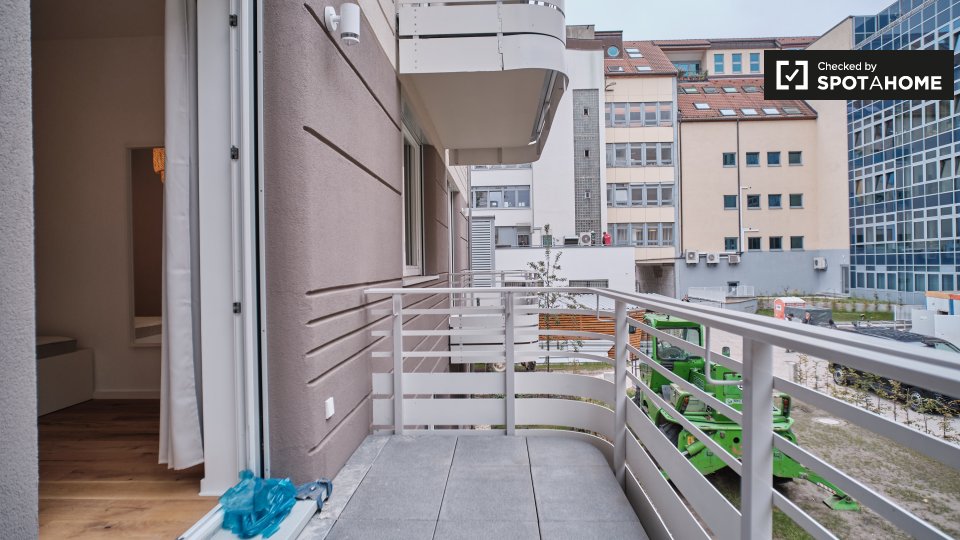 Room, Nazarethkirchstraße, Berlin