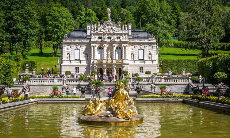 Most Googled: Does Germany have a royal family?