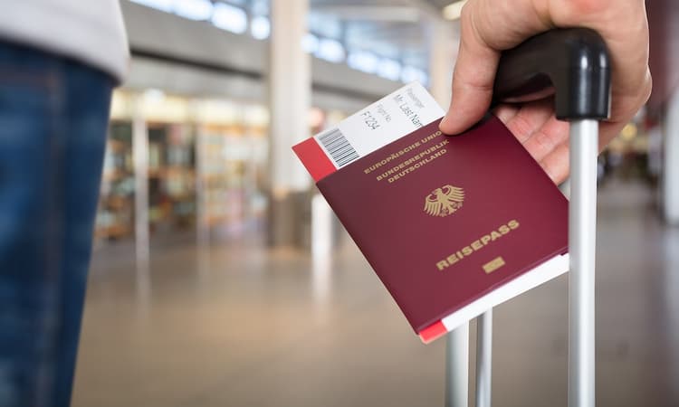 Surge in demand for German passports ahead of holidays leads to longer waiting times