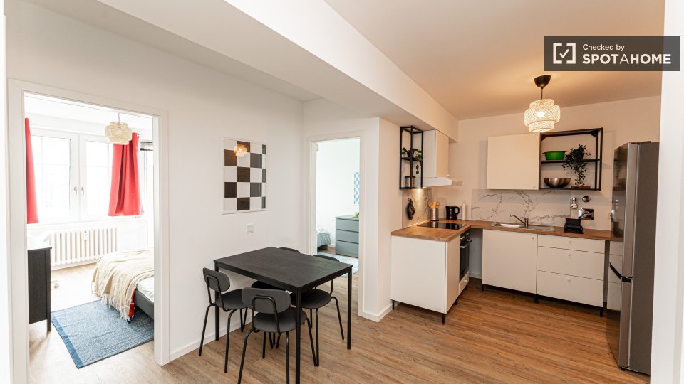 Room, Müllerstraße, Berlin