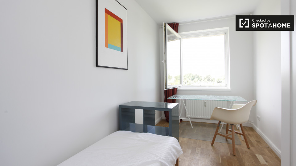 Room, Neltestraße 25, 12489 Berlin, Germany, Berlin