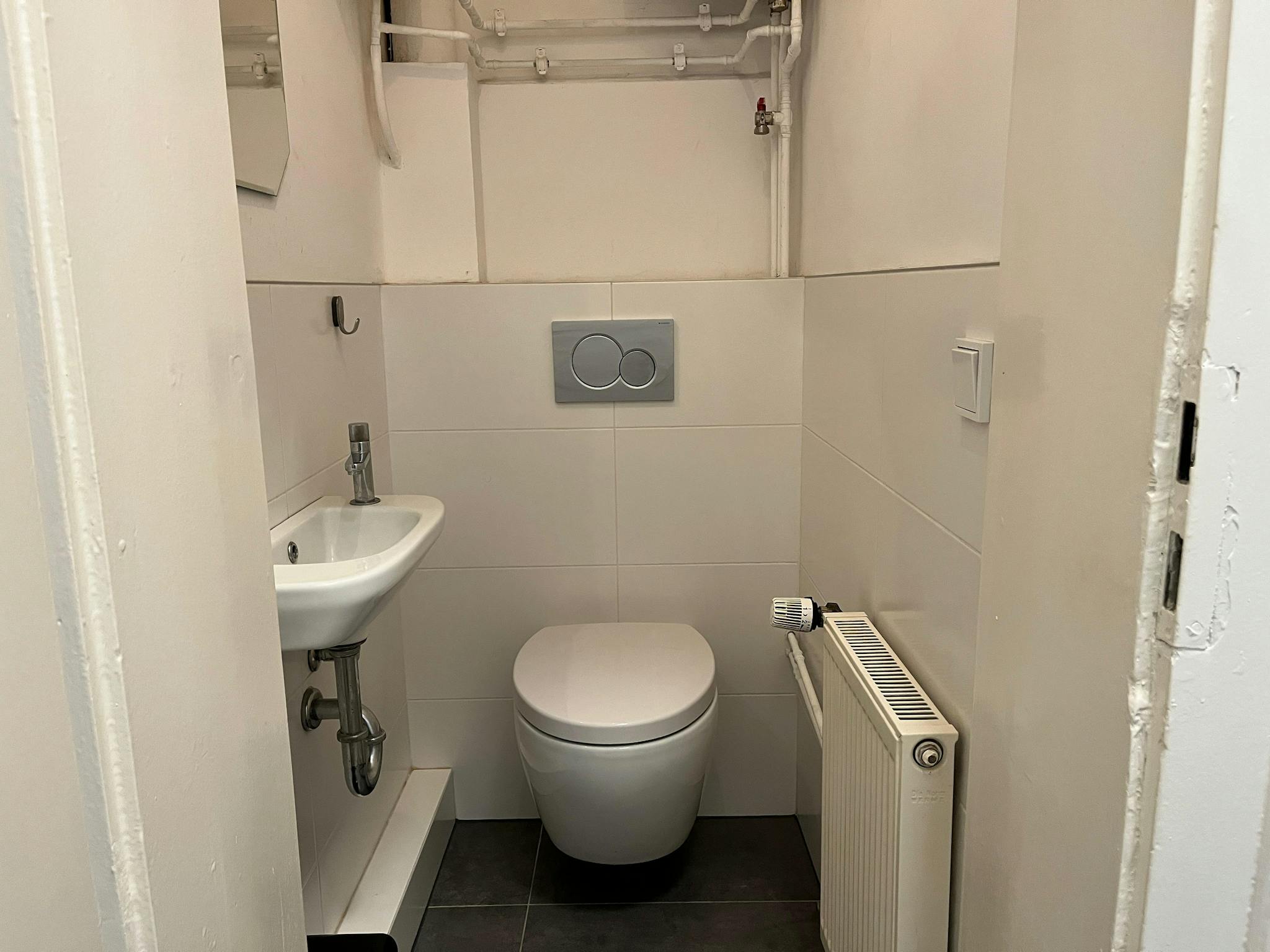 Apartment, Saalburgallee, Frankfurt