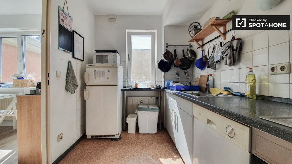 Room, Gneisenaustraße, Berlin