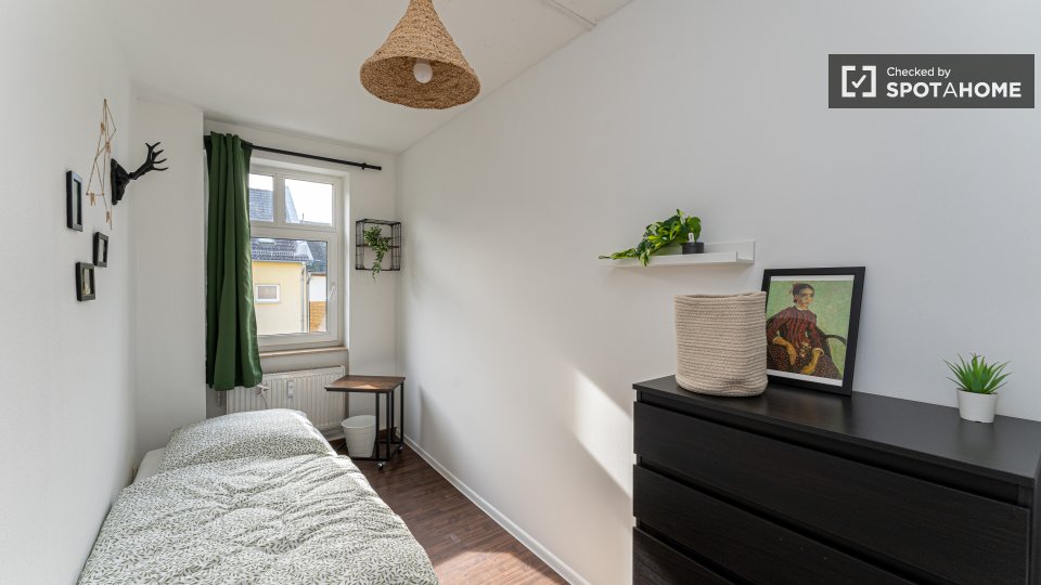 Room, Hackenbergstraße, Berlin