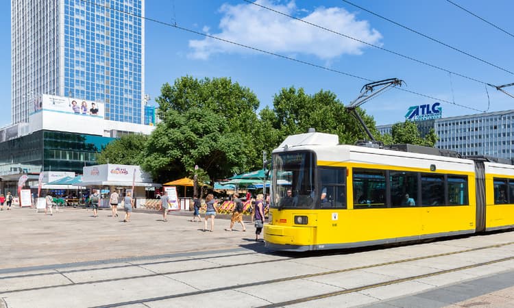 Berlin considers 0-euro public transport ticket to tempt new customers