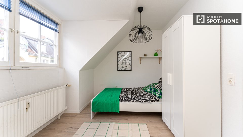 Room, Jüdenstraße, Berlin