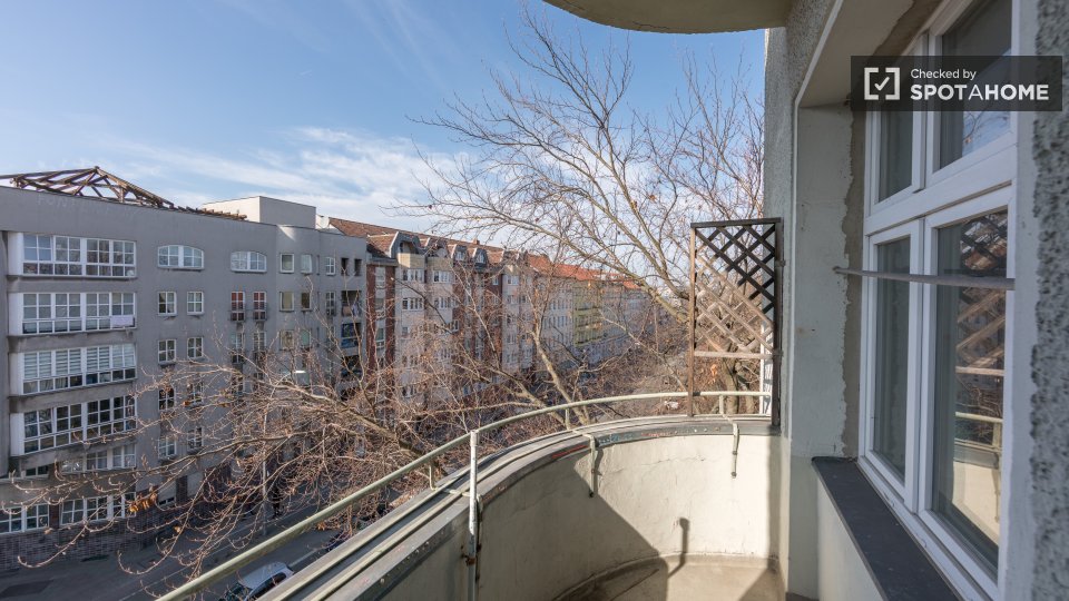 Room, Hermannstraße, Berlin