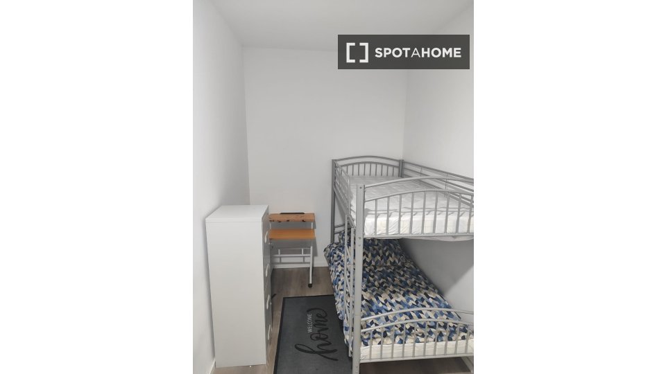 Room, Wilhelminenhofstraße, Berlin