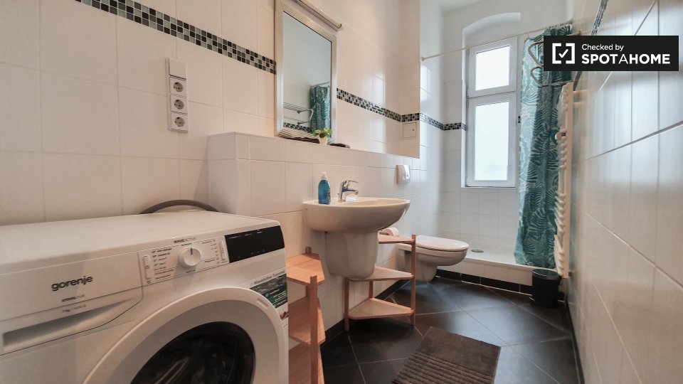 Room, Weimarische Str., Berlin