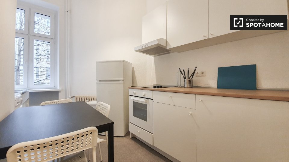 Room, Kottbusser Damm-30, Berlin