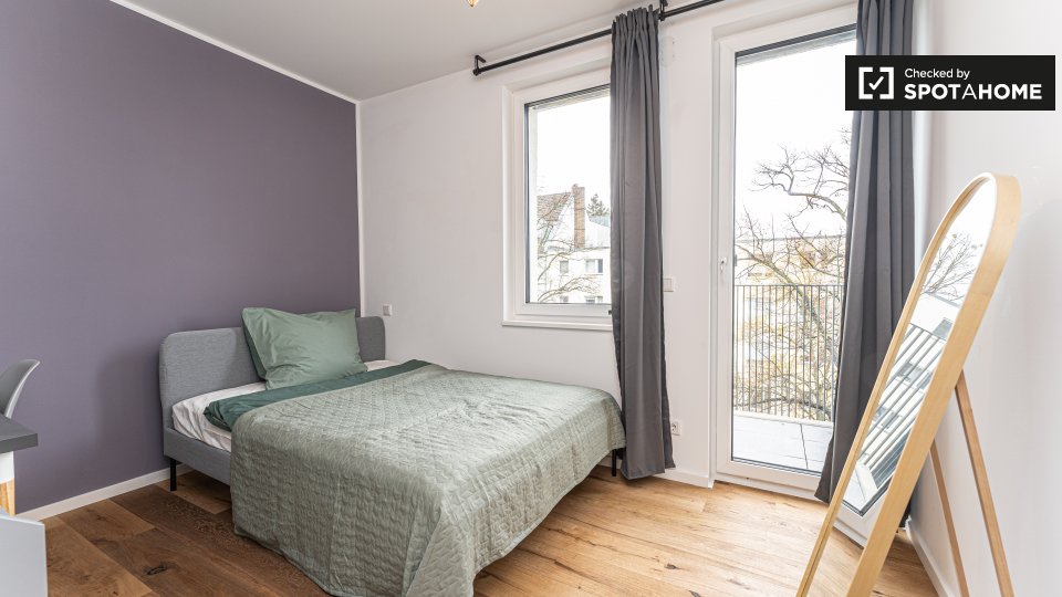 Room, Cunostraße, Berlin