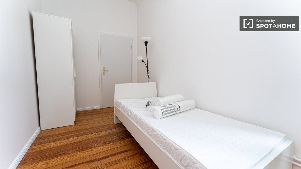 Room, Wühlischstraße, Berlin