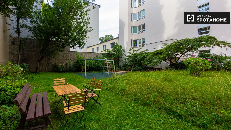 Apartment, Grainauer Str.-16, Berlin