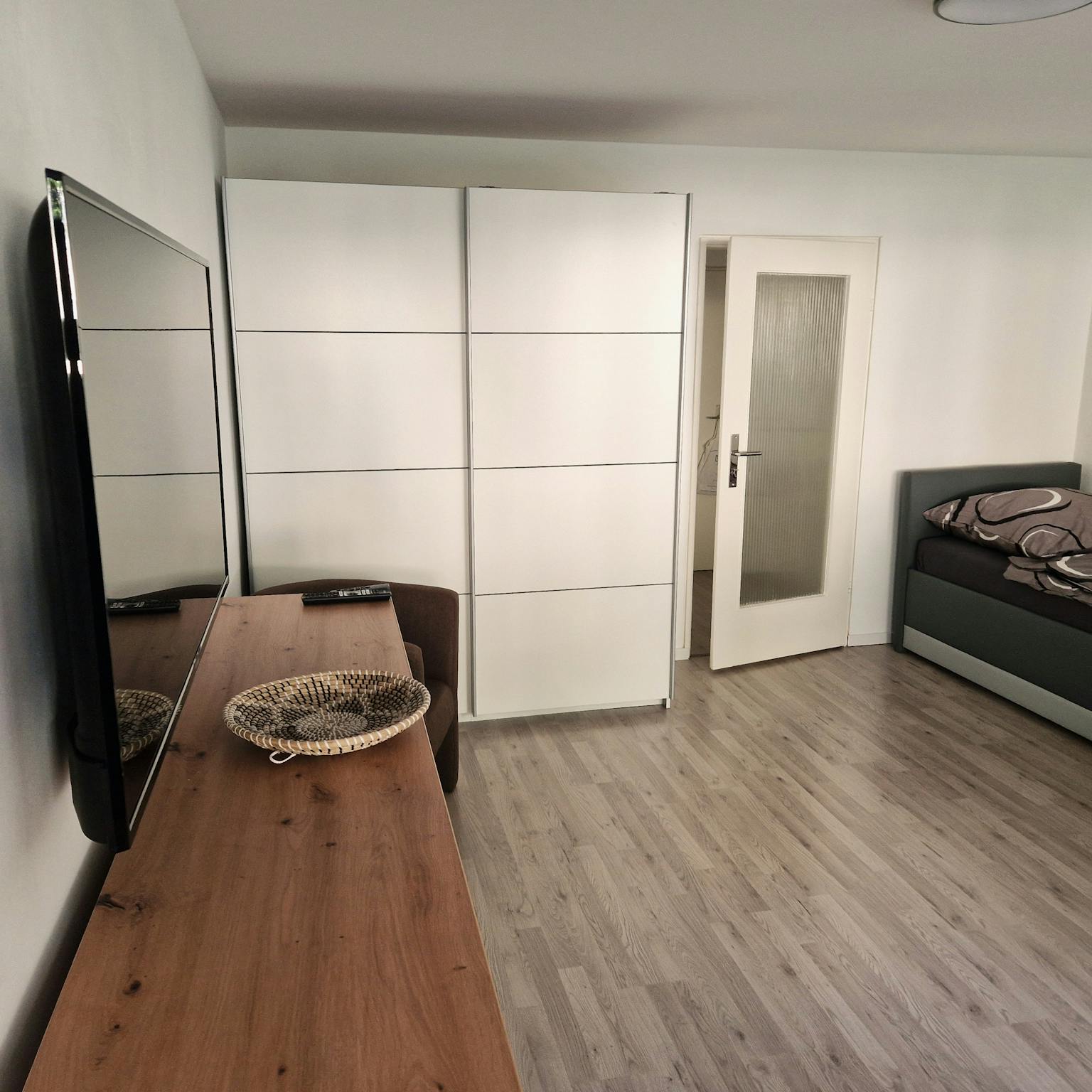 Apartment, Leonhard-Frank-Straße, Munich