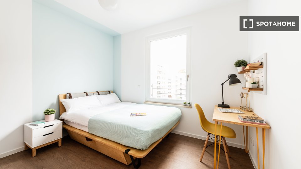 Room, Klara-Franke-Straße-28, Berlin