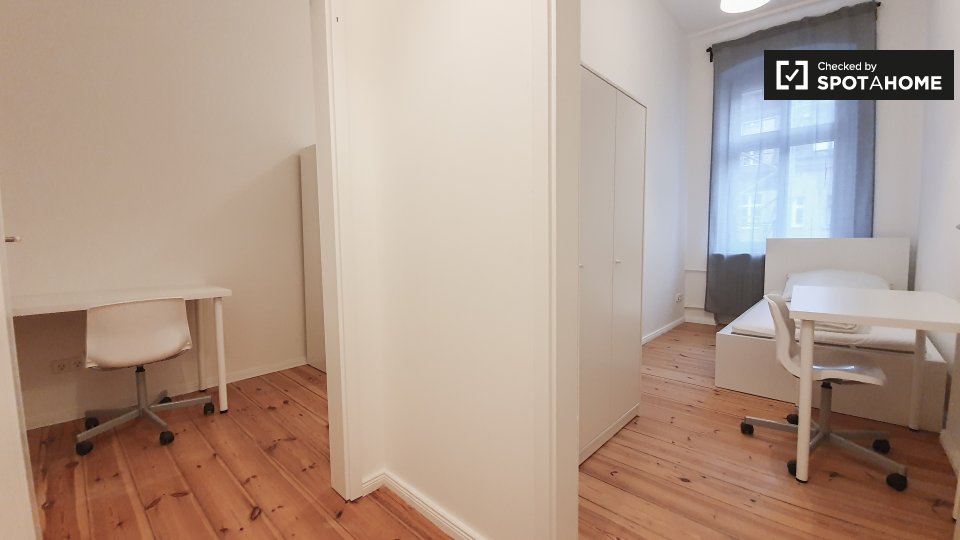 Room, Kottbusser Damm-30, Berlin