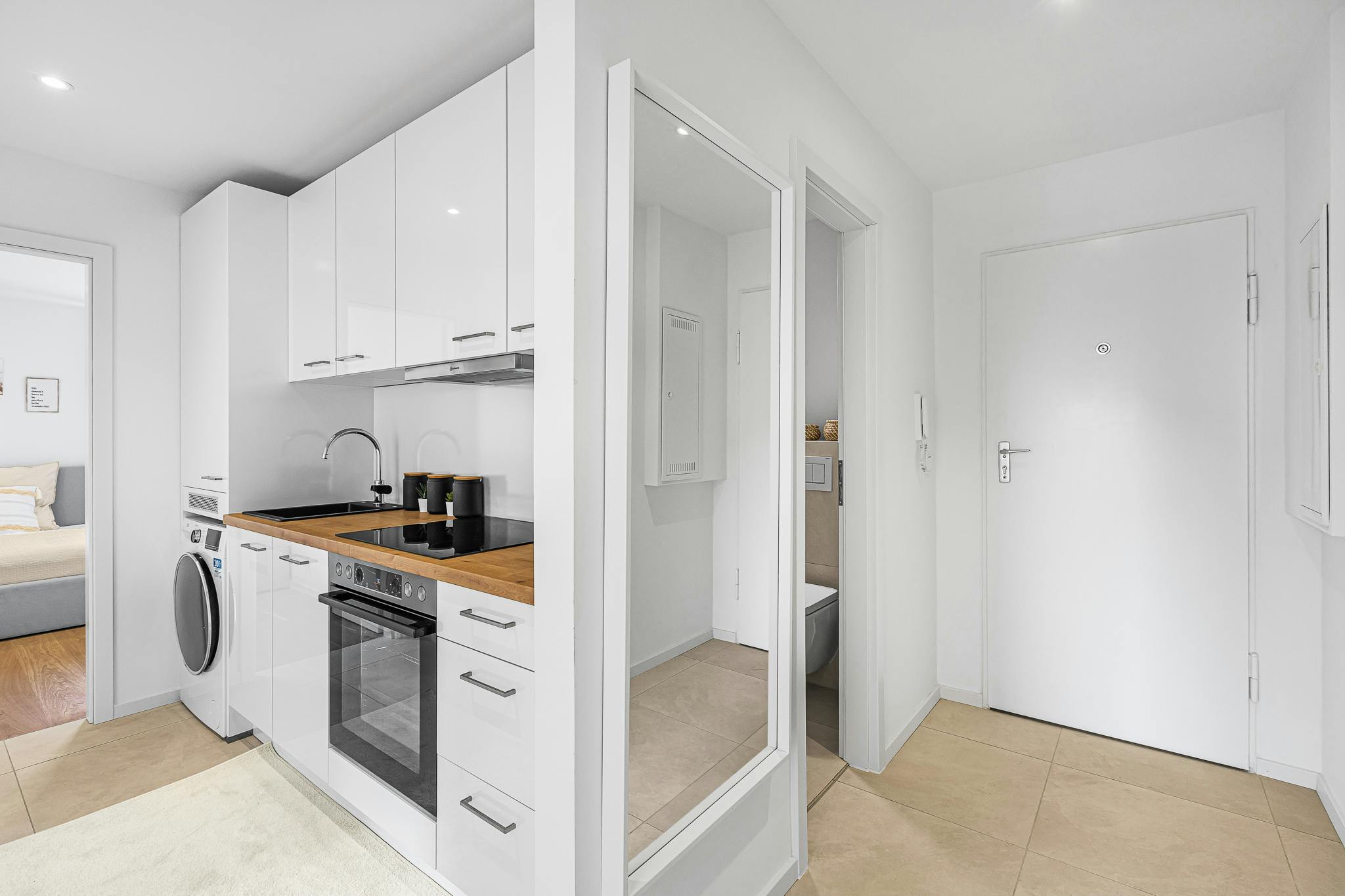 Apartment, Prinz-Eugen-Straße, Munich