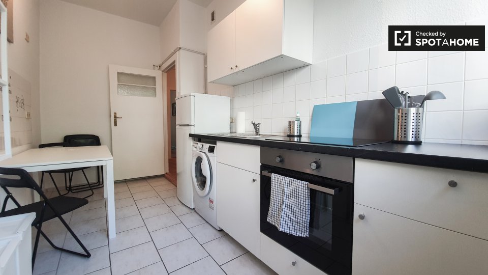 Room, Hainstraße, Berlin