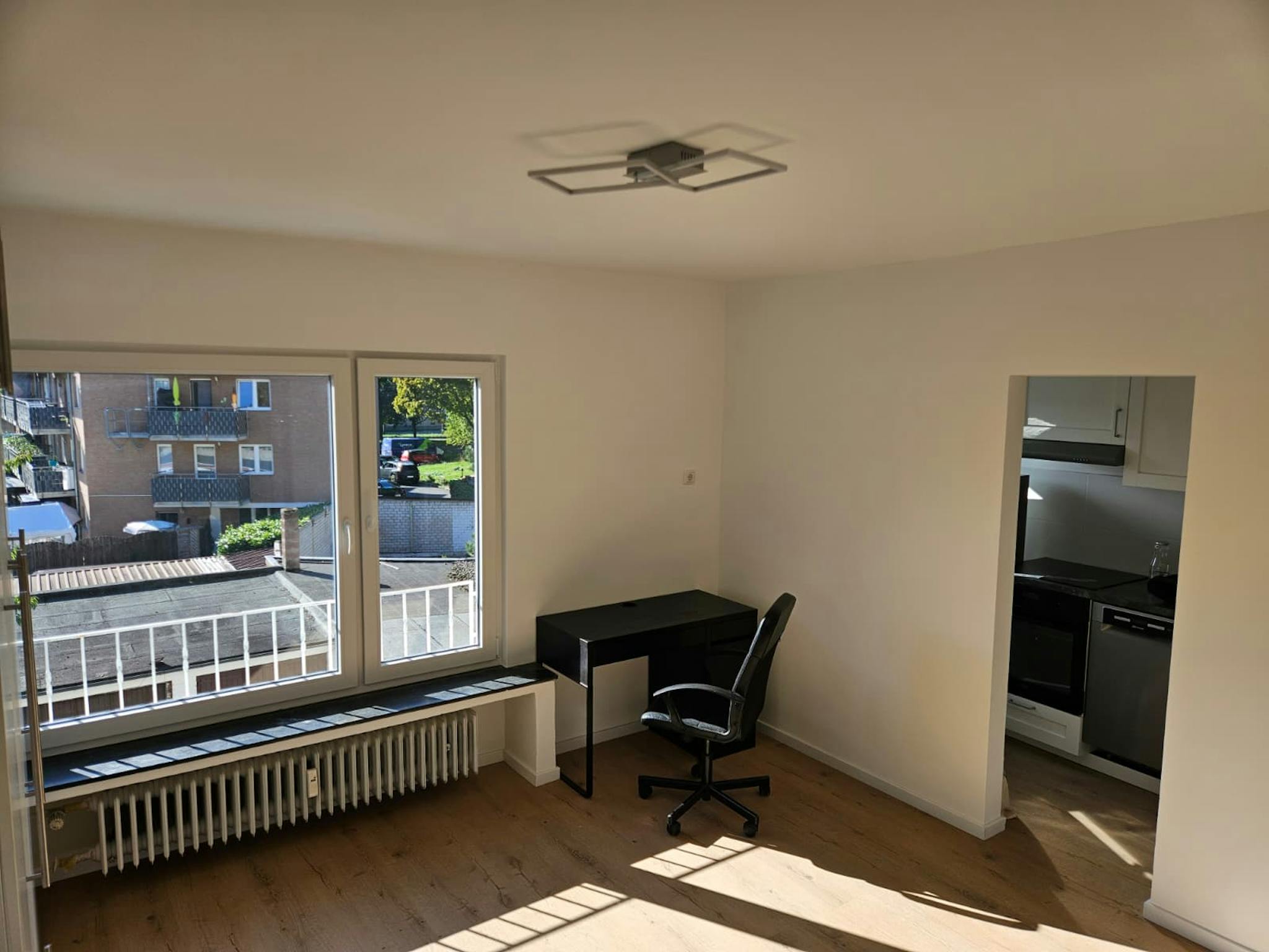 Apartment, Zeppelinstraße, Dusseldorf