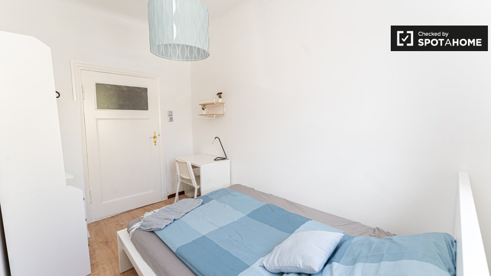 Room, Zinsgutstraße, Berlin