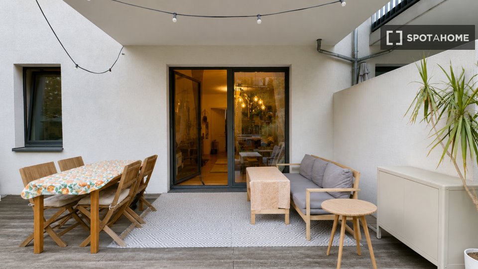 Apartment, Glasbläserallee, Berlin