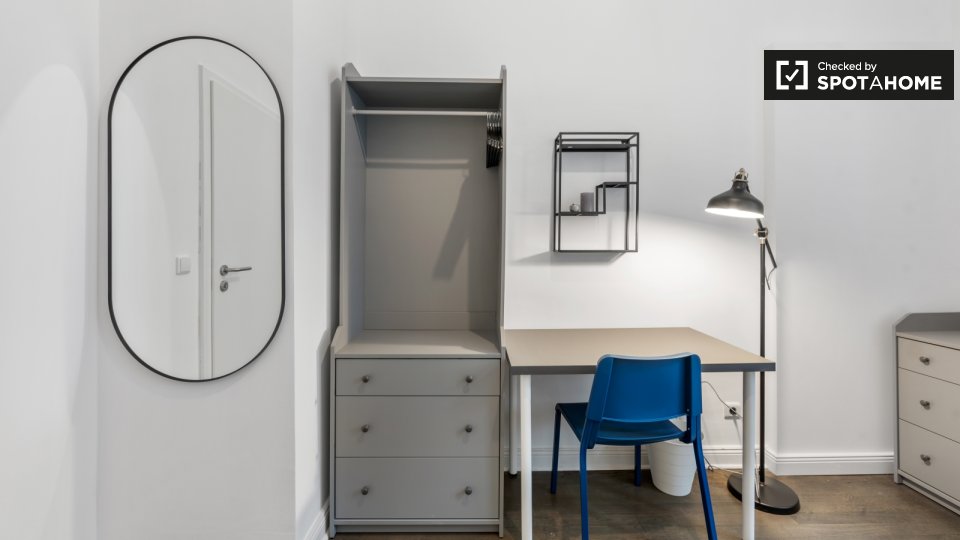 Room, Uhlandstraße, Berlin