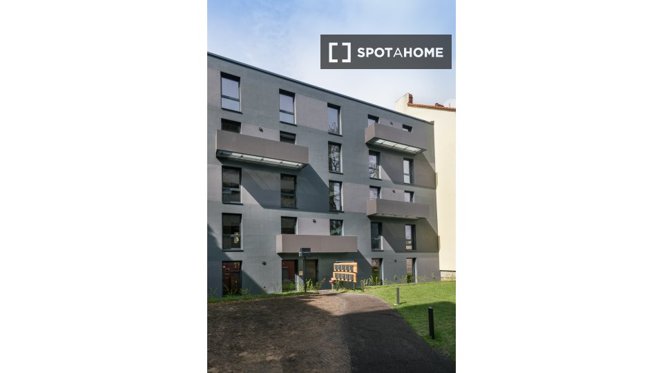 Room, Stromstraße, Berlin