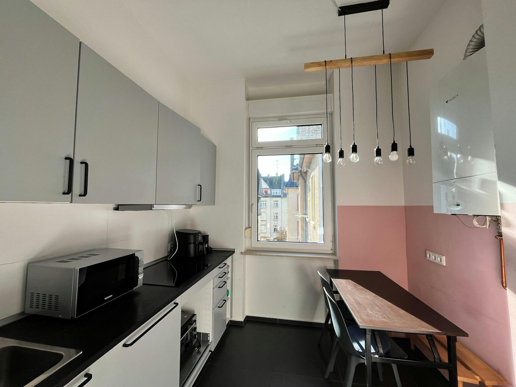 Apartment, Saalburgallee, Frankfurt