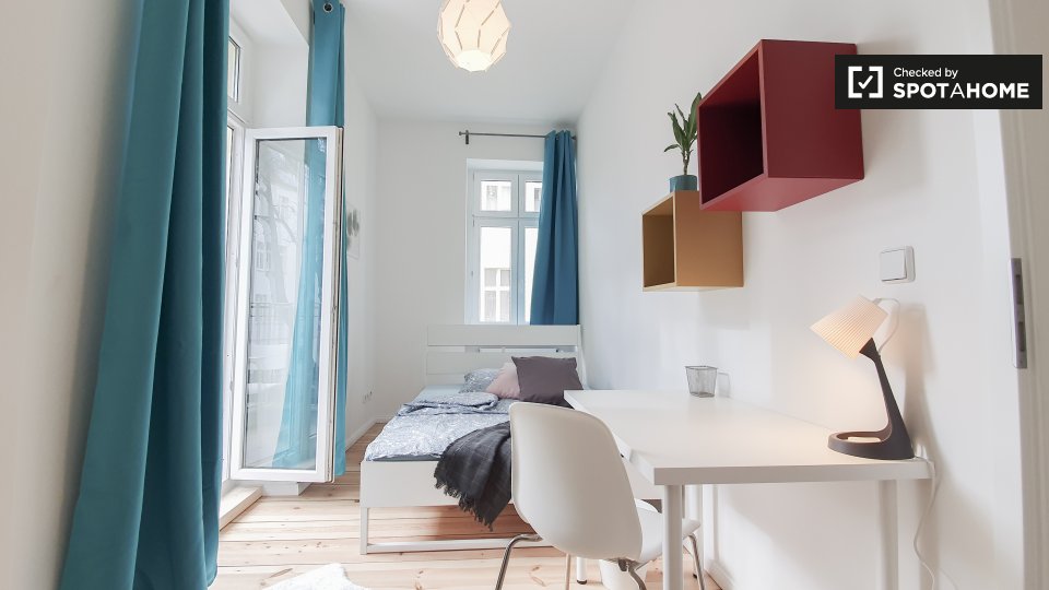 Room, Hoffmannstraße, Berlin
