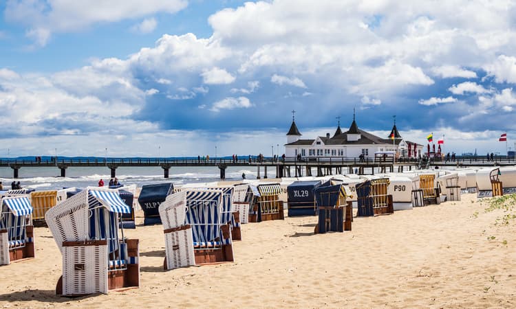 Update: Travelling within Germany and abroad: What is allowed?