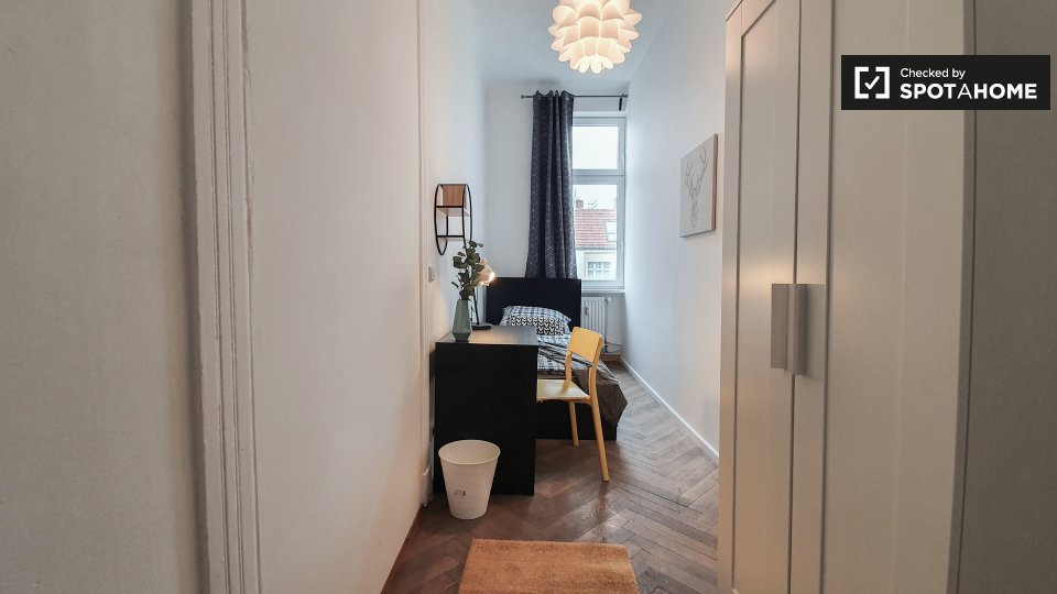 Room, Weimarische Str., Berlin