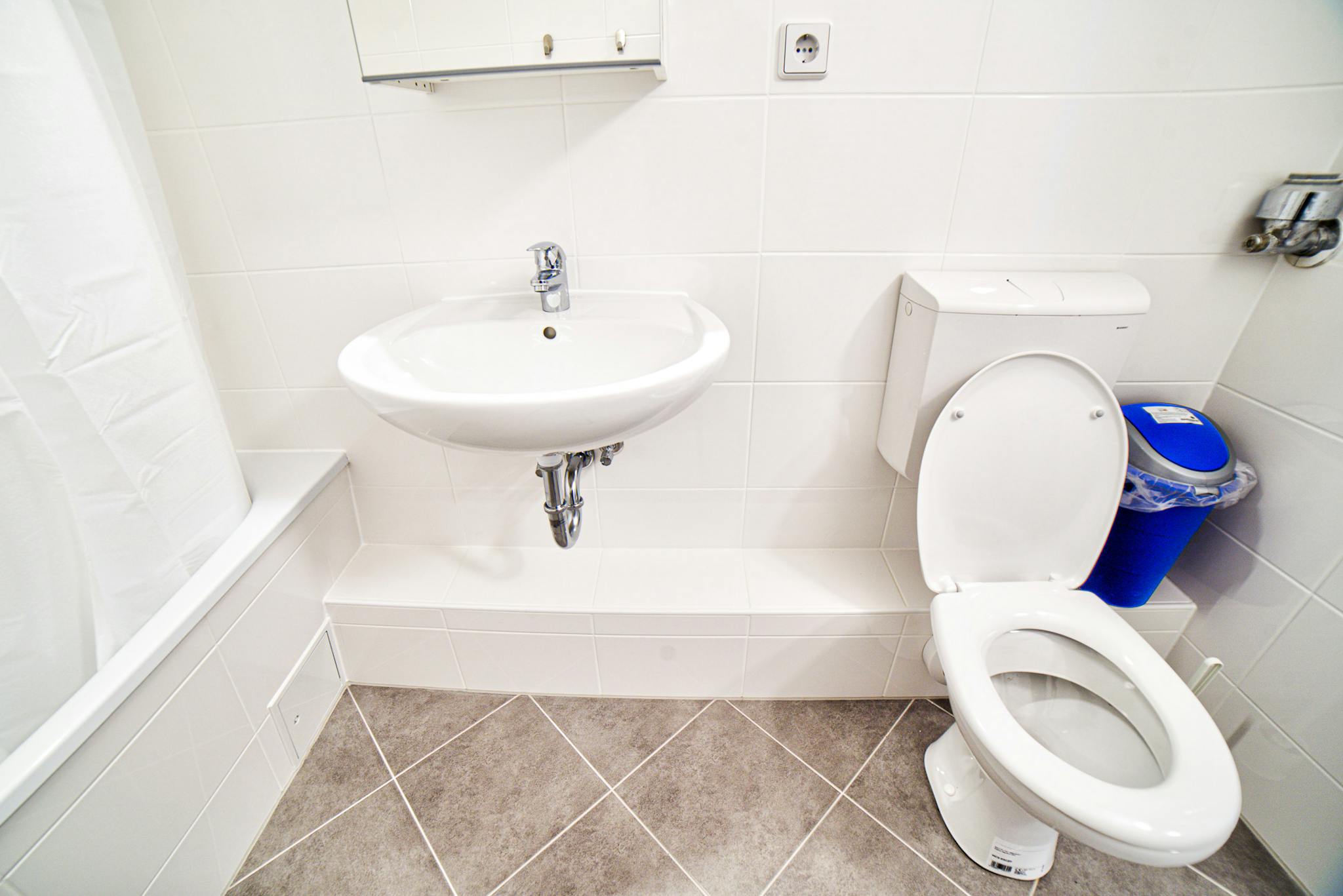 Apartment, Kölner Landstraße, Dusseldorf