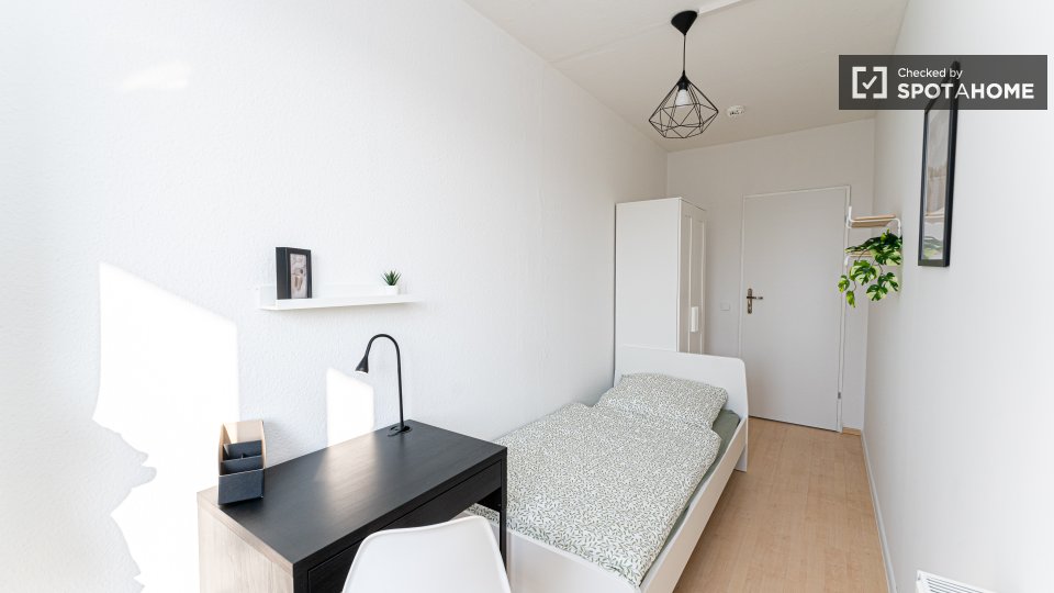 Room, Gluckstraße, Berlin