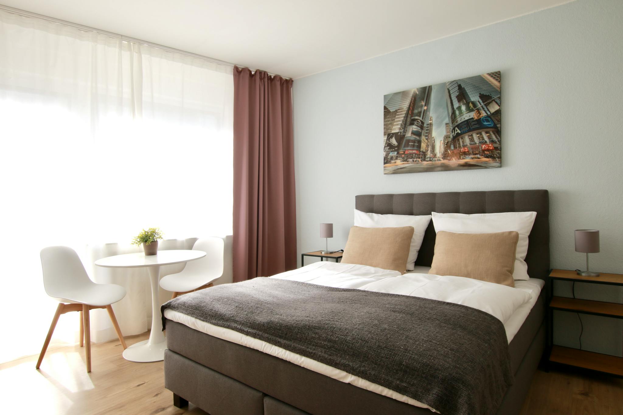Apartment, Pantaleonswall, Cologne