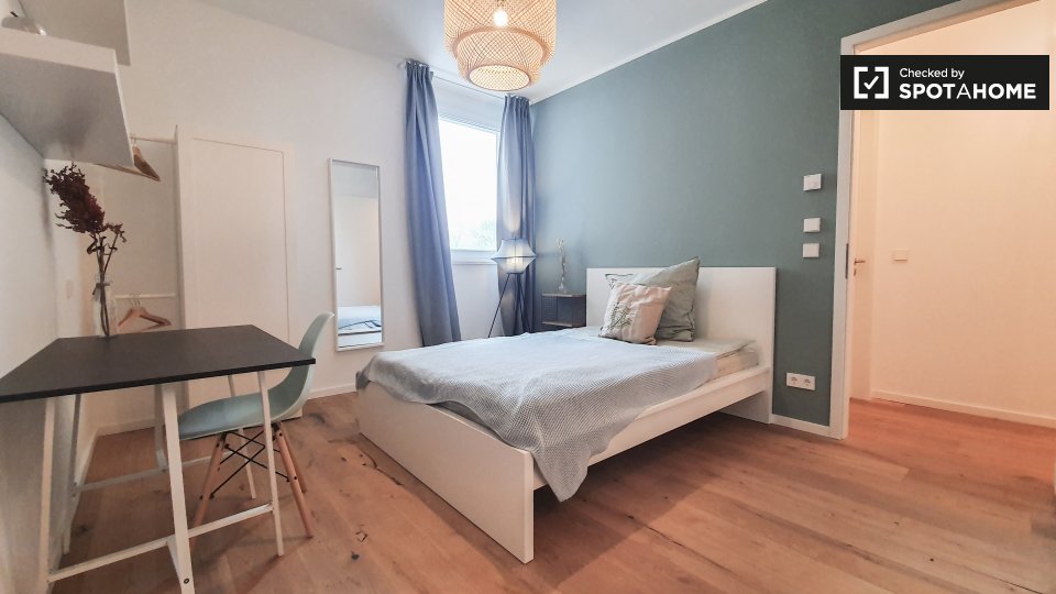 Room, Nazarethkirchstraße, Berlin