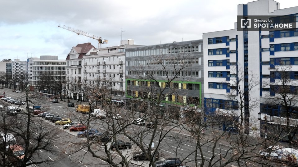Apartment, Tattoo-Piercing Studio, Berlin