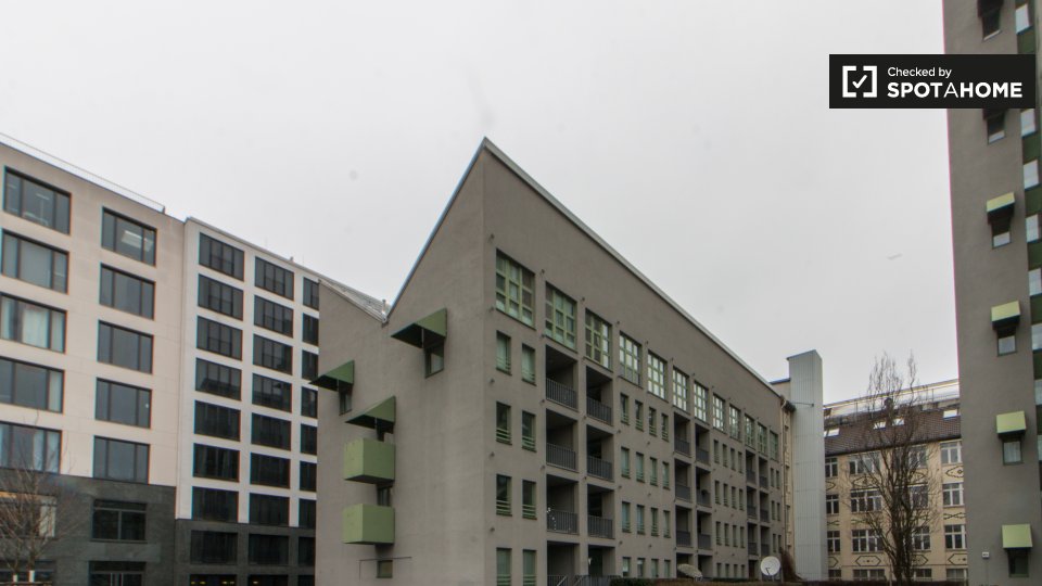 Room, CharlottenstraßeB, Berlin