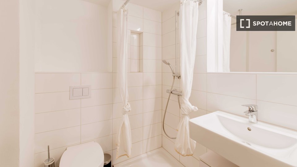 Room, WE.8, Berlin