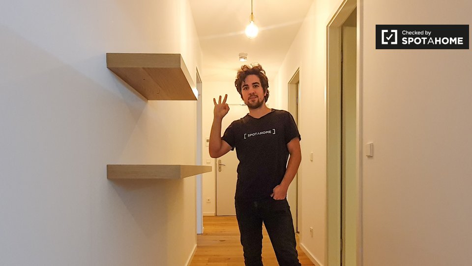 Room, Nazarethkirchstraße, Berlin