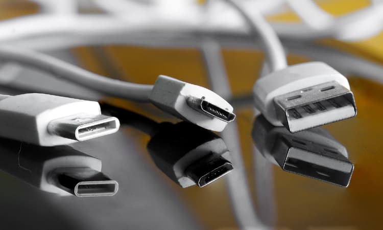EU approves plan to make USB-C universal charger from 2024
