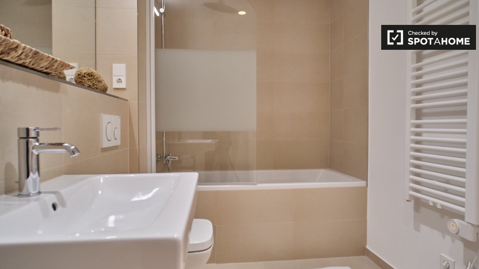 Room, Nazarethkirchstraße, Berlin
